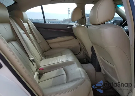 2009 Infiniti G37 z USA, uszkodzony, nr VIN JNKCV61FX9M359901